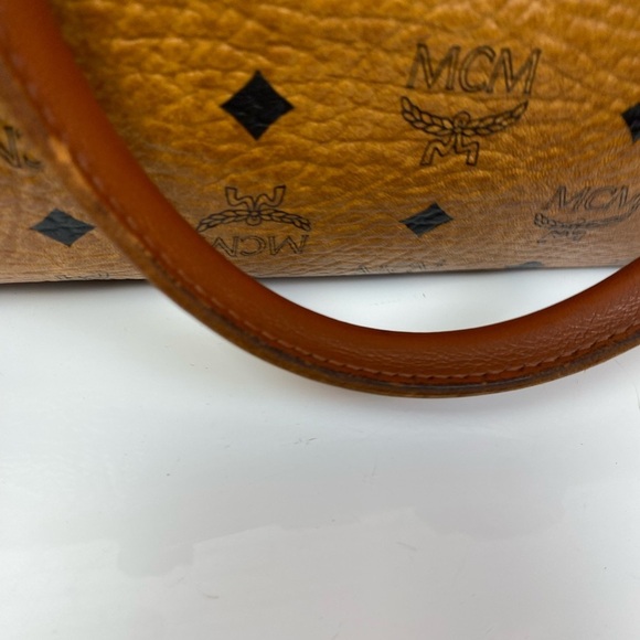 MCM Visetos Boston Medium Vintage Leather Handbag MCM München - Picture 4 of 16